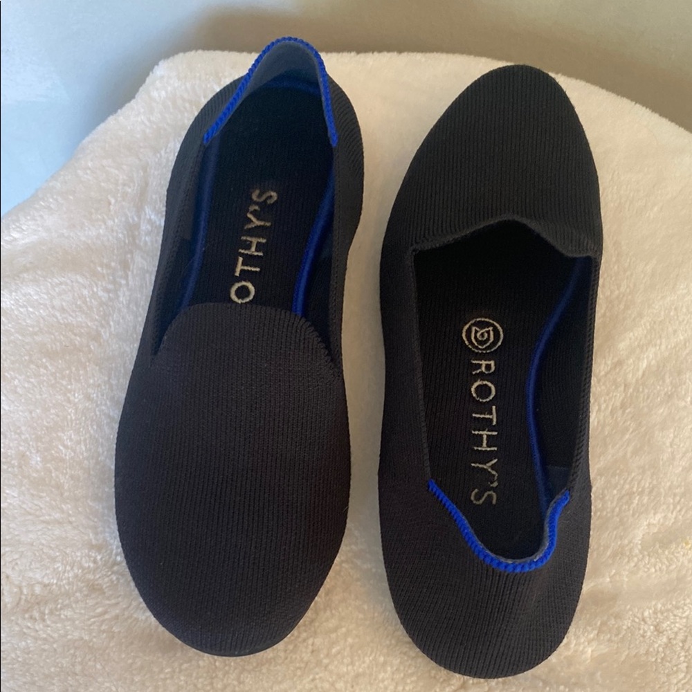 Rothy's Black and Blue Loafers Slip-Ons. Size 7.